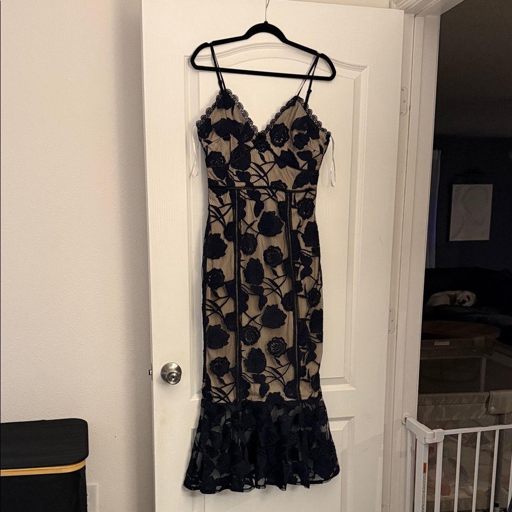 Lulu's Navy Floral Midi Dress
